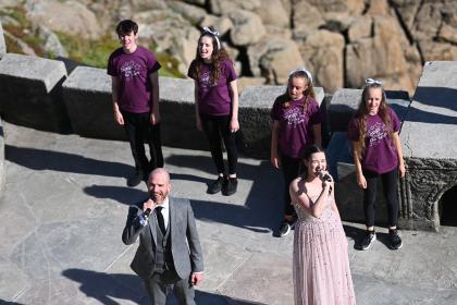 Songs Under the Stars with Daniel Boys and Daisy Boyles