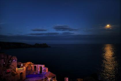 Opera Under the Stars