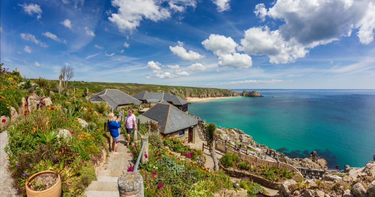 minack-theatre-cool-places-to-visit-staycation-great-view