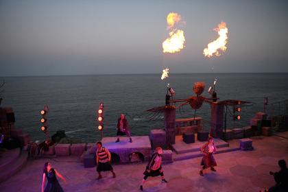 Calvino Nights © Lynn Batten 2023