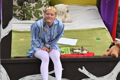 The Kiss that Missed