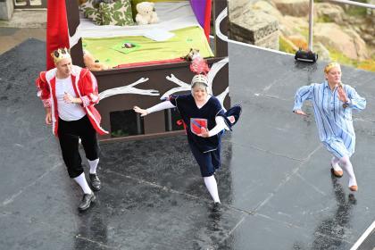 The Kiss that Missed