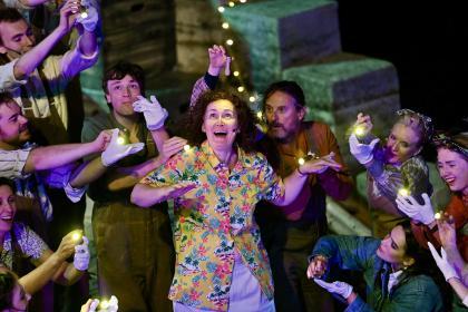 Miss Benson's Beetle - Bodkin Theatre