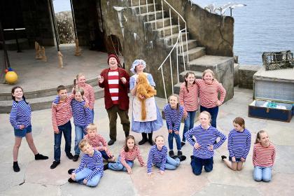 The Lighthouse Keeper's Lunch - Minack Youth Theatre