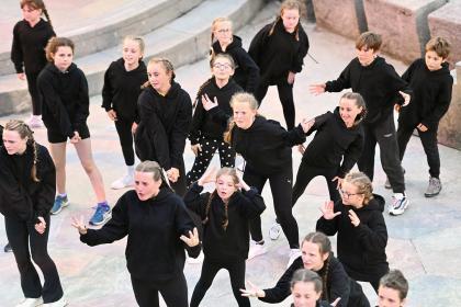 Stars on the Cliffside - Rising Stars