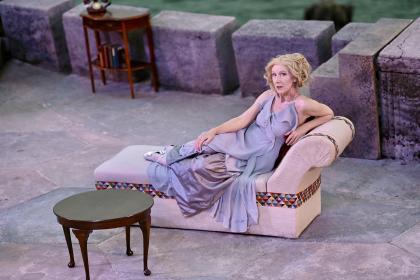 Blithe Spirit - Ilkley Playhouse