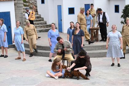 Captain Corelli's Mandolin - Shattered Windscreen