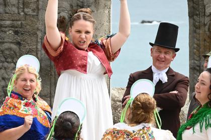 Vanity Fair - Newport Playgoers Society