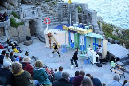 The Cameraman - Bash Street Theatre