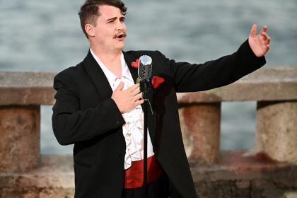 Evita - Helston Theatre Company