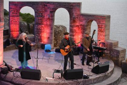 Chris Jagger Acoustic Trio